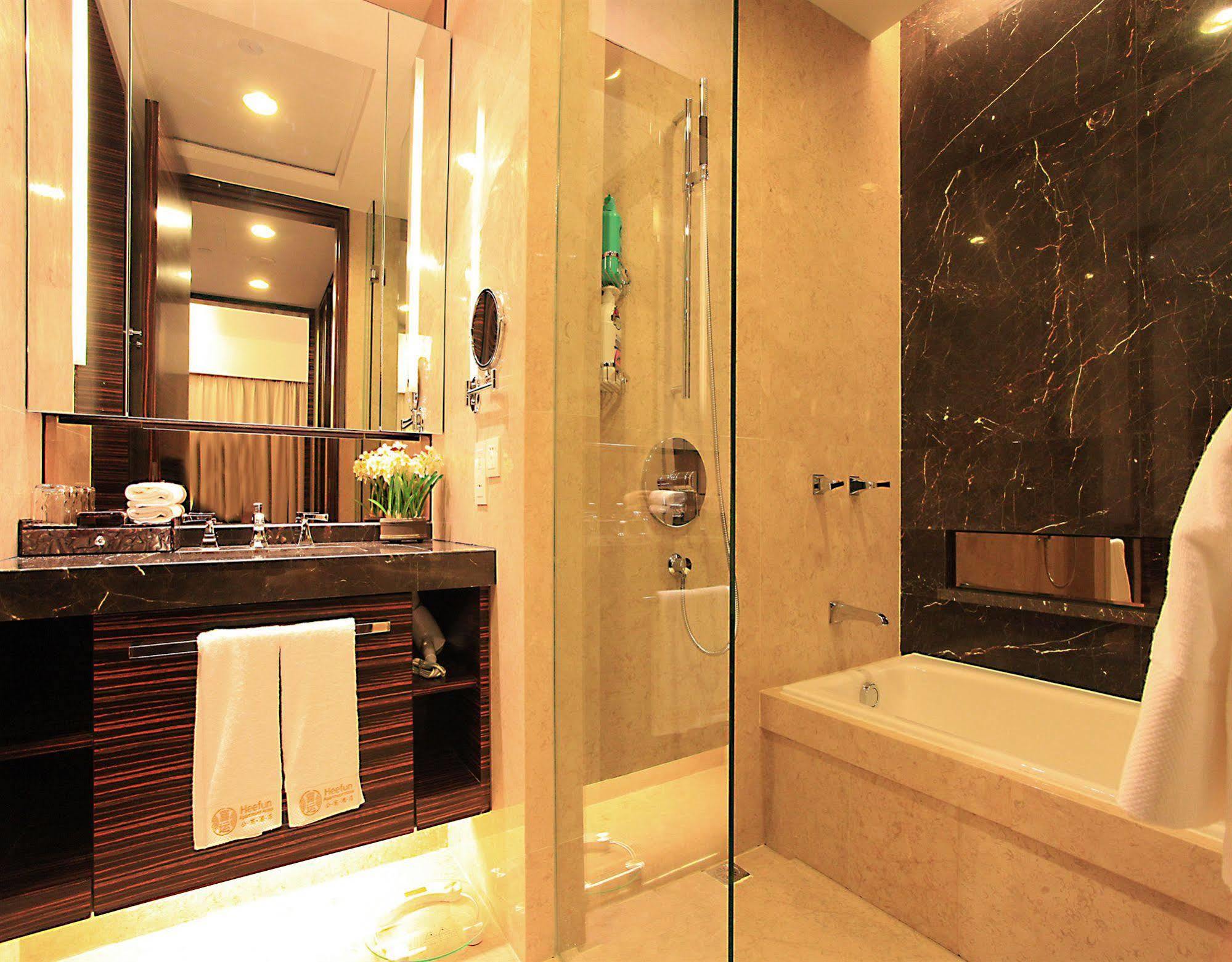Heefun Apartment Gz -Poly World Trading Center-Walking Distance To Canton Fair Ngoại thất bức ảnh